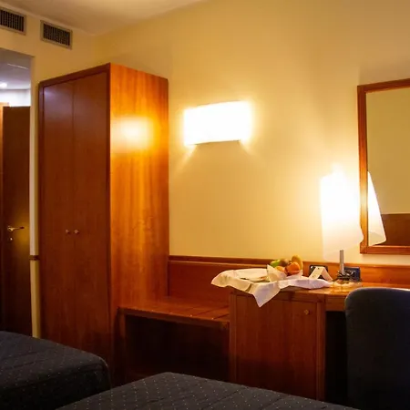 Pacific Fortino 4*