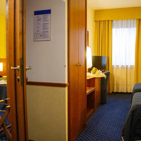 Pacific Fortino Hotel 4*