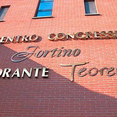 Pacific Fortino 호텔 4*